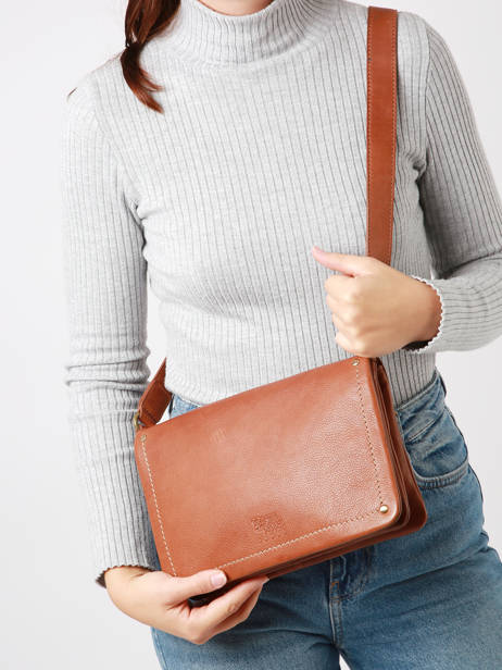 Cross Body Tas Boston Leder Basilic pepper Bruin boston BBOS01 ander zicht 1