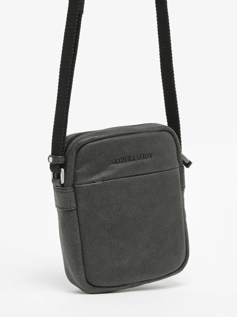 Cross Body Tas Arthur & aston Zwart cristiano 1082 ander zicht 2